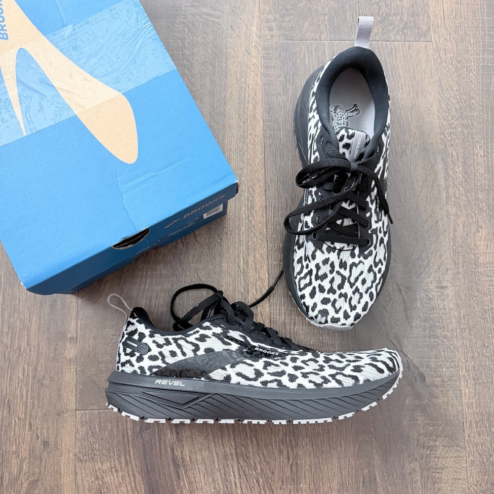 Brooks Revel Women's Black and White Leopard Athletic Sneakers - Picture 4 of 6